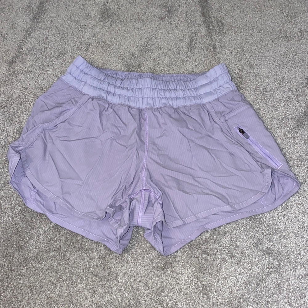 Lululemon low-rise size 4 shorts